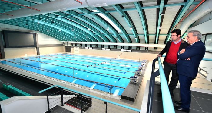 Bakray'n ilk yar olimpik havuzu Bergama'da ald