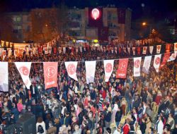 MHP mitinginde 5 bin kişi