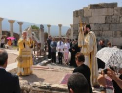 Ortodokslarn bin yllk ayin gelenei yeniden balyor