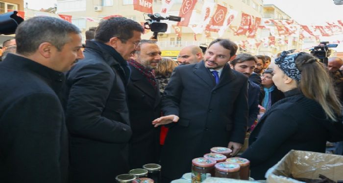 Atatrk mezarndan kalkp gelse zmir'in bu halini grse