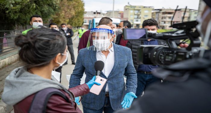 zmir Bykehir'in dayanma kampanyasna inaat mhendislerinden destek